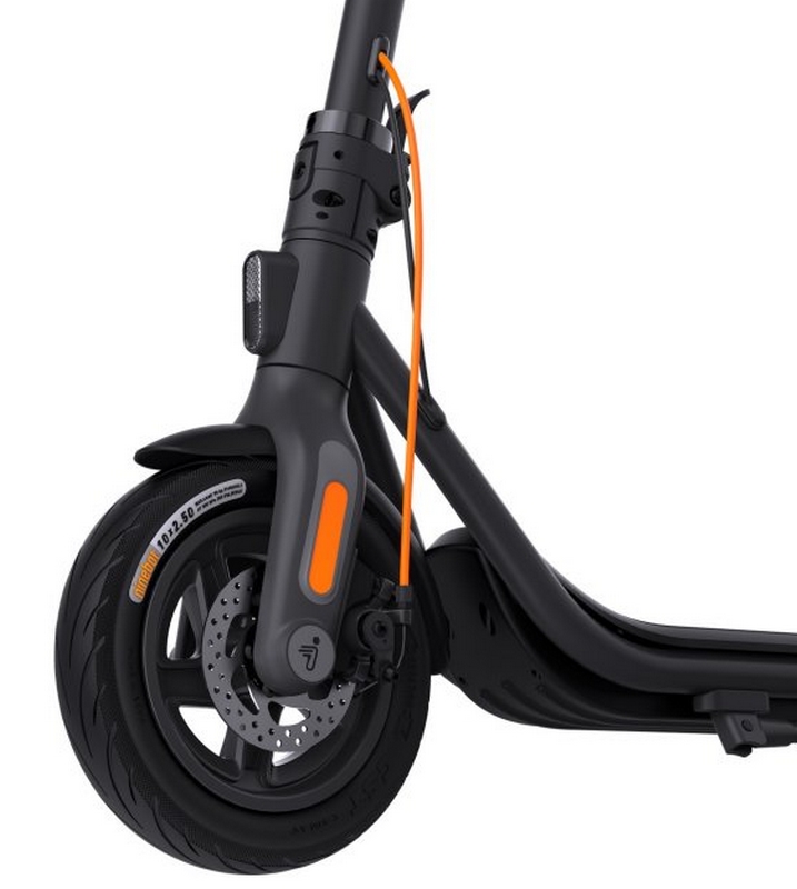 Ninebot KickScooter F2 Pro E by Segway