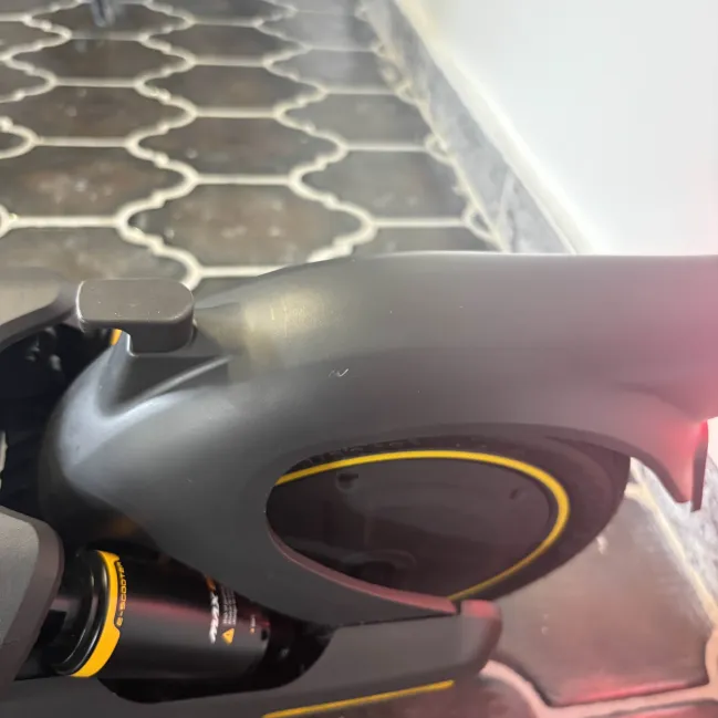 Outlet - Ninebot by Segway KickScooter MAX G2 E